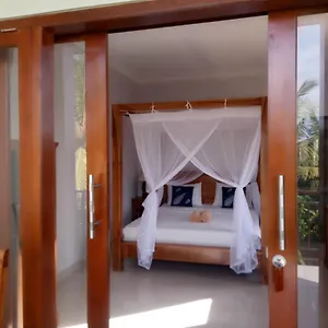 https://suryadina-guest-house.ubudhotelsnow.com